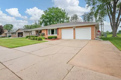1738 Debra Lane, Green Bay, WI 54302 - Photo 39