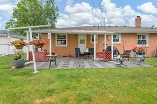 1738 Debra Ln, Green Bay, WI 54302 - Photo 31