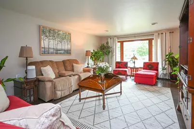 1738 Debra Lane, Green Bay, WI 54302 - Photo 5