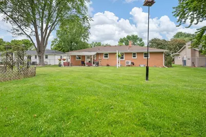 1738 Debra Lane, Green Bay, WI 54302 - Photo 37