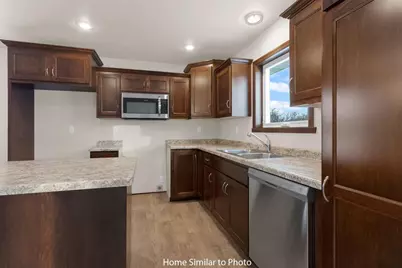 1752 Betty Jean Lane, Green Bay, WI 54313 - Photo 7