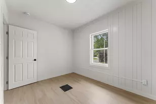 825 Crooks St, Green Bay, WI 54301 - Photo 31