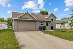524 Northridge Dr, New London, WI 54961 - Photo 35