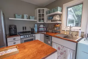 E1829 Hoffman Ln, Iola, WI 54945 - Photo 11