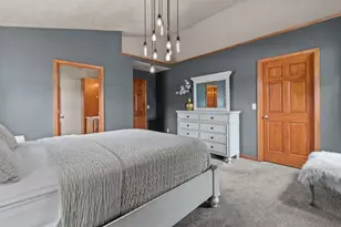 1578 Lone Oak Dr, Neenah, WI 54956 - Photo 17