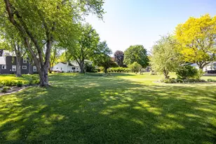 1710 Arlington Dr, Oshkosh, WI 54904 - Photo 35