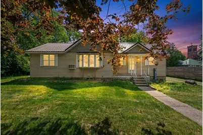 17 N 5th Street, Winneconne, WI 54986 - Photo 1