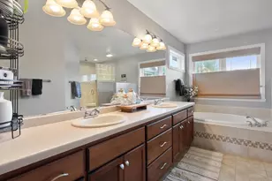 2690 Prairie Garden Trail, Green Bay, WI 54313 - Photo 37