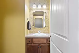 2690 Prairie Garden Trail, Green Bay, WI 54313 - Photo 31