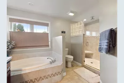 2690 Prairie Garden Trail, Green Bay, WI 54313 - Photo 39
