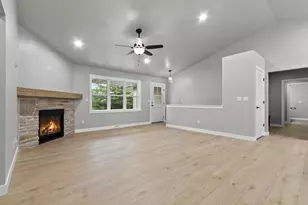 N4748 Arroyo Ct, Krakow, WI 54137 - Photo 7
