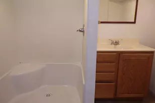 89 Torrey St, Clintonville, WI 54929 - Photo 11