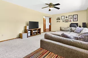 W6788 Windward Dr, Greenville, WI 54942 - Photo 7
