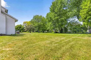 W6788 Windward Dr, Greenville, WI 54942 - Photo 41