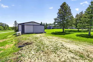 N978 N Rd, Hortonville, WI 54944 - Photo 43