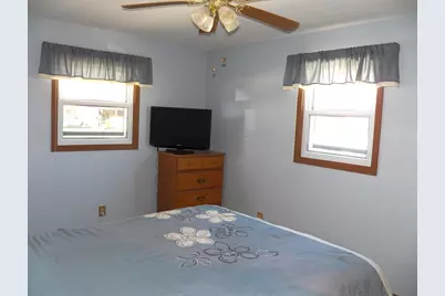941 S 41st Street, Manitowoc, WI 54220 - Photo 11