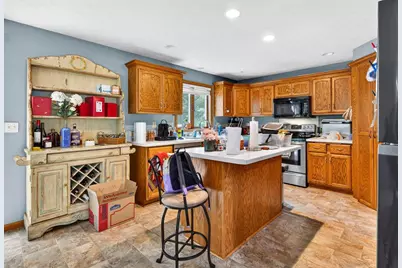 103 E Kennedy Avenue, Kimberly, WI 54136 - Photo 3