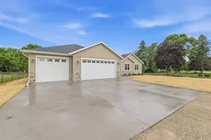 1150 Fond du Lac Ave, Fond du Lac, WI 54935 - Photo 37