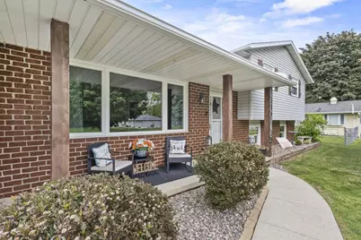 1396 Ponderosa Avenue, Green Bay, WI 54313 - Photo 3