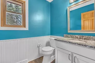715 Hawthorn Dr, West Bend, WI 53095 - Photo 23