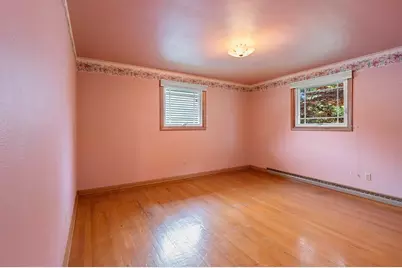 915 Tommark Street, Green Bay, WI 54304 - Photo 21
