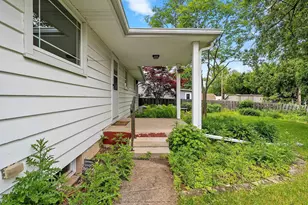 915 Tommark St, Green Bay, WI 54304 - Photo 43