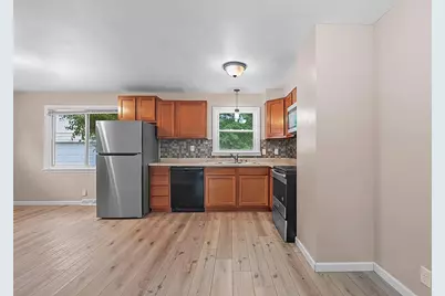 637 E Wilson Avenue, Appleton, WI 54915 - Photo 11