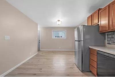 637 E Wilson Avenue, Appleton, WI 54915 - Photo 15