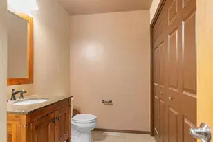 2551 Telluride Trail, Green Bay, WI 54313 - Photo 11