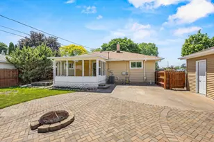 2700 N Lillian Ct, Appleton, WI 54911 - Photo 45