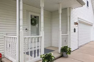 2098 S Rock River Cir, De Pere, WI 54115 - Photo 37