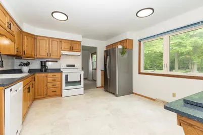 809 Melissa Street, Menasha, WI 54952 - Photo 7