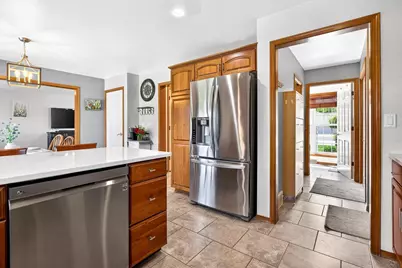 N9152 Kernan Avenue, Appleton, WI 54915 - Photo 7
