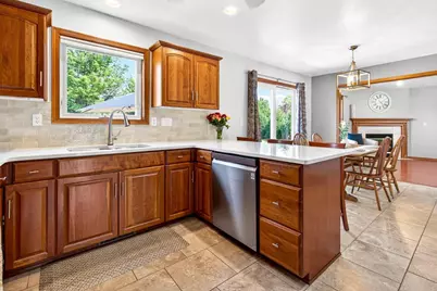 N9152 Kernan Avenue, Appleton, WI 54915 - Photo 5