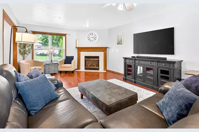 N9152 Kernan Avenue, Appleton, WI 54915 - Photo 9