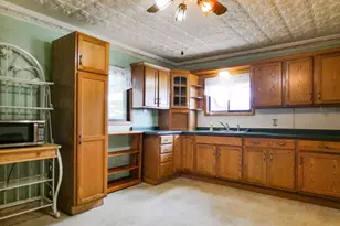 107 S Andrews St, Shawano, WI 54166 - Photo 9