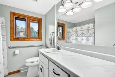 1280 Frances Way, Menasha, WI 54952 - Photo 13