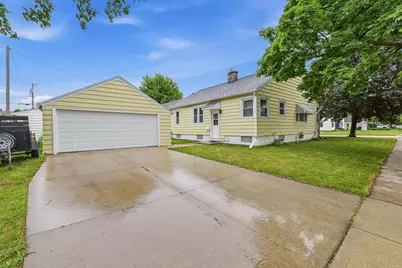 327 E Arndt Street, Fond du Lac, WI 54935 - Photo 25