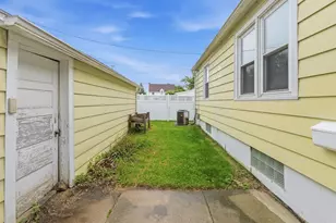 327 E Arndt St, Fond du Lac, WI 54935 - Photo 27
