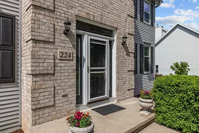 224 E Carrington Lane, Appleton, WI 54913 - Photo 3