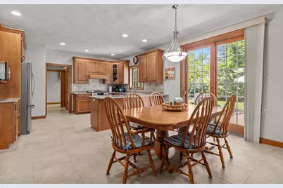 224 E Carrington Lane, Appleton, WI 54913 - Photo 13
