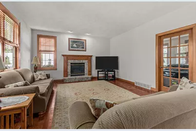 224 E Carrington Lane, Appleton, WI 54913 - Photo 17