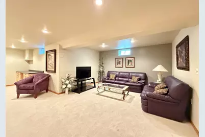 3386 Hawkeye Court, Suamico, WI 54313 - Photo 33
