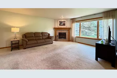 3386 Hawkeye Court, Suamico, WI 54313 - Photo 41