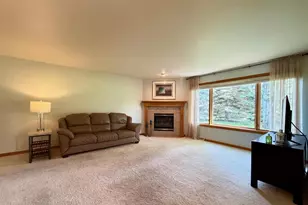 3386 Hawkeye Ct, Suamico, WI 54313 - Photo 41