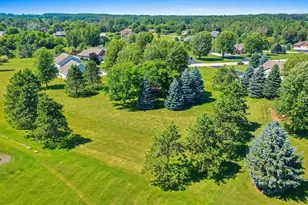 3386 Hawkeye Ct, Suamico, WI 54313 - Photo 39