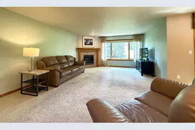 3386 Hawkeye Court, Suamico, WI 54313 - Photo 15