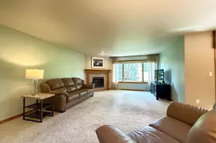 3386 Hawkeye Ct, Suamico, WI 54313 - Photo 15