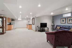 3386 Hawkeye Ct, Suamico, WI 54313 - Photo 33