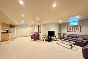 3386 Hawkeye Ct, Suamico, WI 54313 - Photo 39